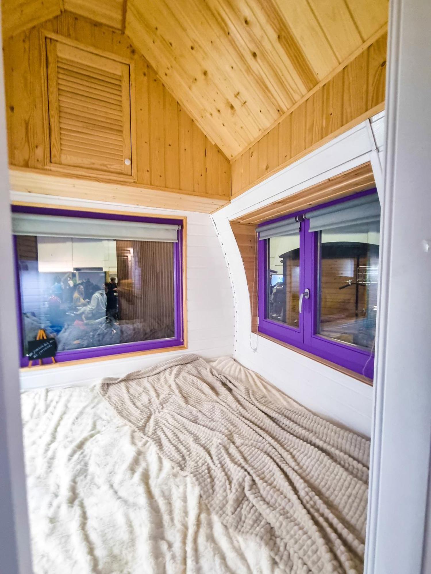 Central Tiny Houses Bucareste Exterior foto
